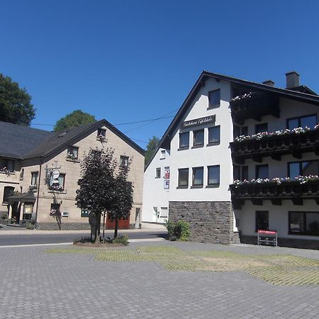 Hotel Restaurant Eifelstube Weibern Exteriör bild